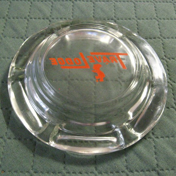 TraveLodge Motel Bear Mascot Logo Vintage Ashtray - Picture 5 of 7